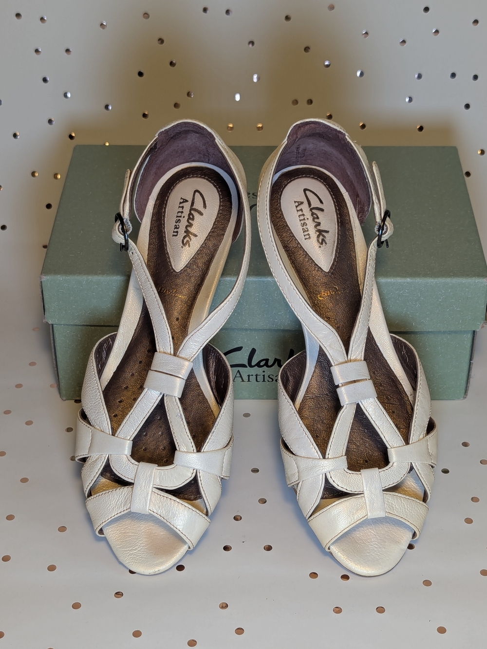 Clarks Artisan White Leather Peep-Toe Slingback Heels